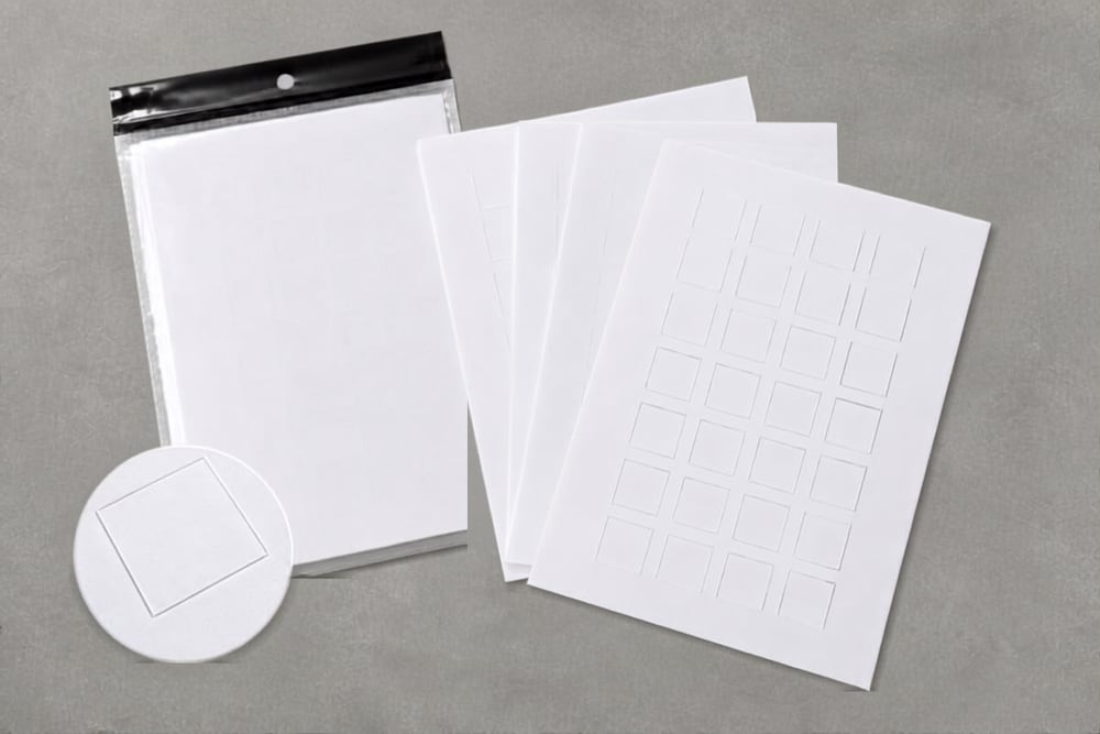Feuilles prédécoupées Quadreti, dans leur pochette et en éventail
